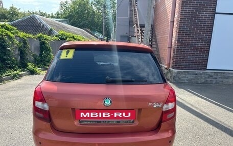 Skoda Fabia II, 2009 год, 650 000 рублей, 2 фотография