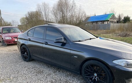 BMW 5 серия, 2011 год, 1 980 000 рублей, 14 фотография