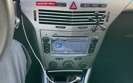 Opel Astra H, 2011 год, 700 000 рублей, 11 фотография