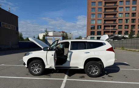 Mitsubishi Pajero Sport III рестайлинг, 2018 год, 2 700 000 рублей, 8 фотография