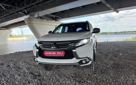 Mitsubishi Pajero Sport III рестайлинг, 2018 год, 2 700 000 рублей, 7 фотография