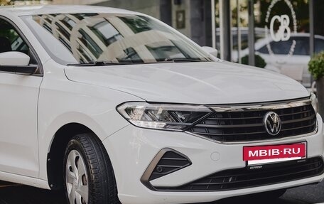 Volkswagen Polo VI (EU Market), 2021 год, 18 фотография