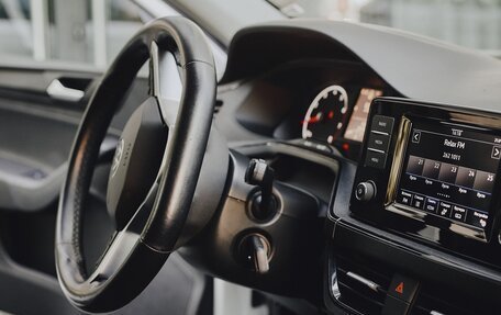 Volkswagen Polo VI (EU Market), 2021 год, 25 фотография
