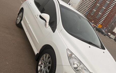 Peugeot 308 II, 2011 год, 670 000 рублей, 2 фотография