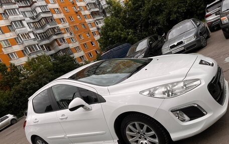 Peugeot 308 II, 2011 год, 670 000 рублей, 3 фотография