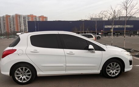 Peugeot 308 II, 2011 год, 670 000 рублей, 5 фотография