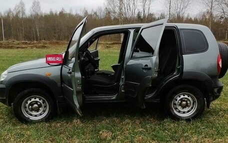 Chevrolet Niva I рестайлинг, 2010 год, 450 000 рублей, 8 фотография