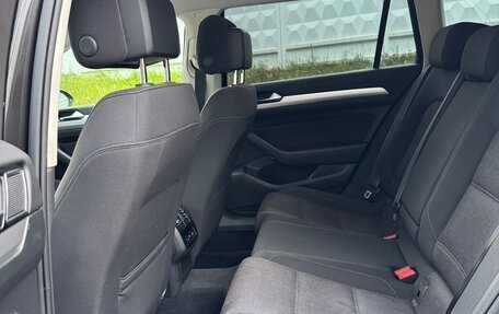 Volkswagen Passat B8 рестайлинг, 2018 год, 1 750 000 рублей, 12 фотография