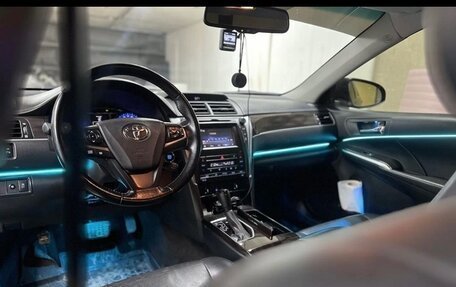 Toyota Camry, 2016 год, 1 850 000 рублей, 2 фотография