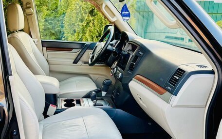 Mitsubishi Pajero IV, 2008 год, 1 495 000 рублей, 12 фотография