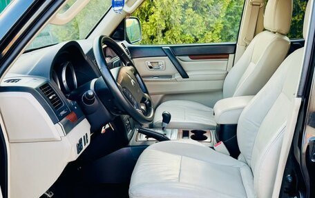Mitsubishi Pajero IV, 2008 год, 1 495 000 рублей, 26 фотография