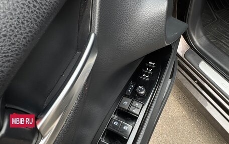 Toyota Camry, 2018 год, 2 750 000 рублей, 12 фотография