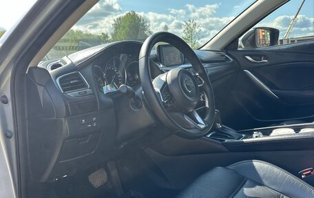 Mazda 6, 2017 год, 1 800 000 рублей, 10 фотография