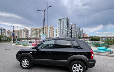 Hyundai Tucson III, 2004 год, 700 000 рублей, 4 фотография