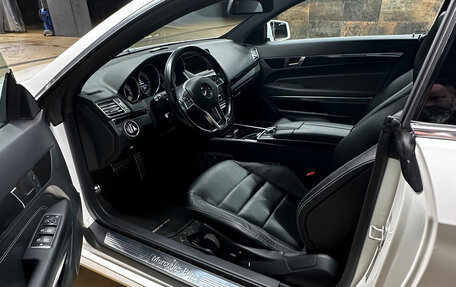 Mercedes-Benz E-Класс, 2015 год, 2 199 000 рублей, 10 фотография
