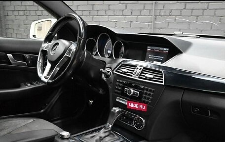 Mercedes-Benz C-Класс, 2013 год, 1 700 000 рублей, 20 фотография