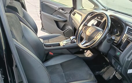 Honda Shuttle II, 2017 год, 1 490 000 рублей, 8 фотография