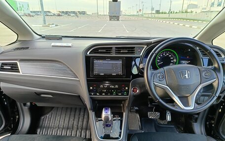 Honda Shuttle II, 2017 год, 1 490 000 рублей, 11 фотография