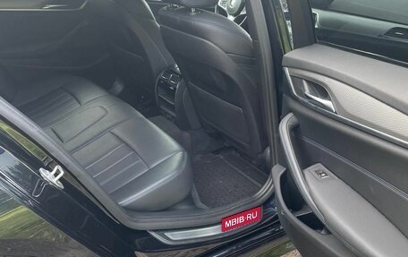 BMW 5 серия, 2019 год, 2 820 000 рублей, 14 фотография