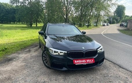 BMW 5 серия, 2019 год, 2 820 000 рублей, 13 фотография