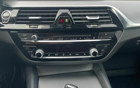 BMW 5 серия, 2019 год, 2 820 000 рублей, 22 фотография