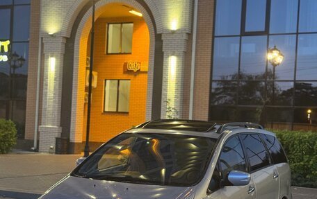 Mitsubishi Grandis, 2005 год, 720 000 рублей, 3 фотография