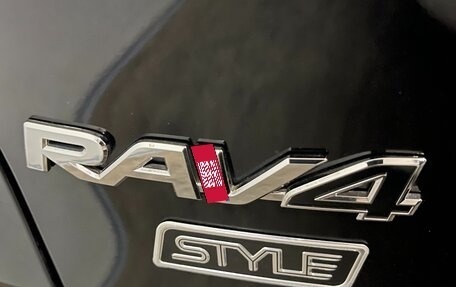 Toyota RAV4, 2021 год, 3 700 000 рублей, 11 фотография