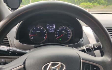 Hyundai Solaris II рестайлинг, 2016 год, 960 000 рублей, 10 фотография