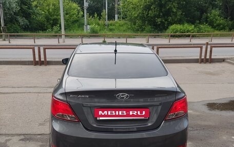 Hyundai Solaris II рестайлинг, 2016 год, 960 000 рублей, 3 фотография