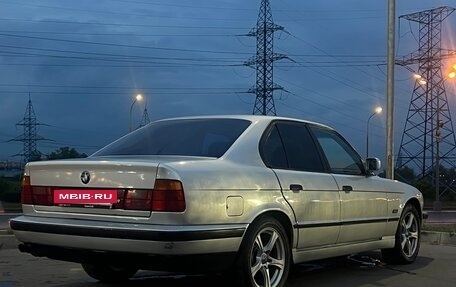 BMW 5 серия, 1989 год, 450 000 рублей, 5 фотография