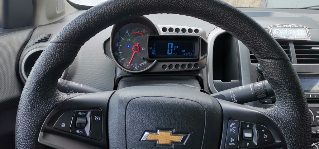Chevrolet Aveo T300, 2013 год, 699 900 рублей, 5 фотография