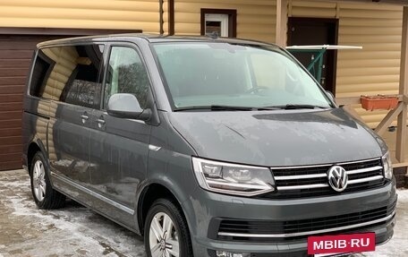 Volkswagen Multivan T6 рестайлинг, 2019 год, 5 900 000 рублей, 6 фотография