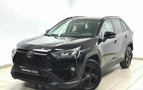 Toyota RAV4, 2021 год, 3 598 000 рублей, 1 фотография