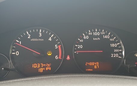 Nissan Pathfinder, 2012 год, 1 350 000 рублей, 16 фотография