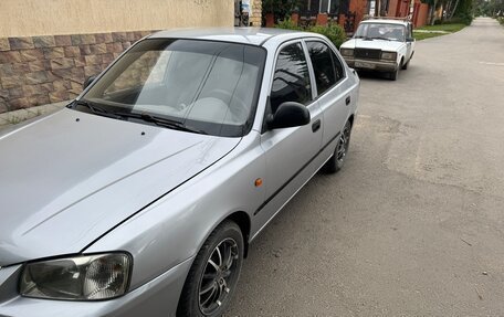 Hyundai Accent II, 2004 год, 390 000 рублей, 2 фотография