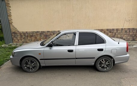Hyundai Accent II, 2004 год, 390 000 рублей, 3 фотография