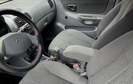 Hyundai Accent II, 2004 год, 390 000 рублей, 11 фотография