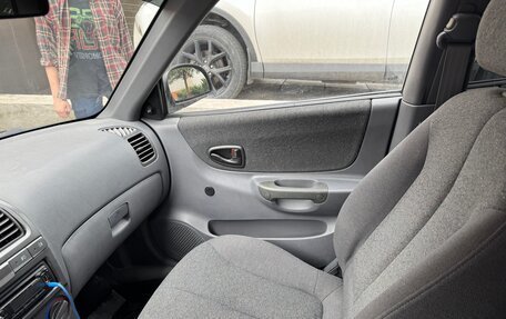 Hyundai Accent II, 2004 год, 390 000 рублей, 13 фотография