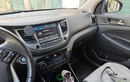 Hyundai Tucson III, 2018 год, 2 250 000 рублей, 9 фотография