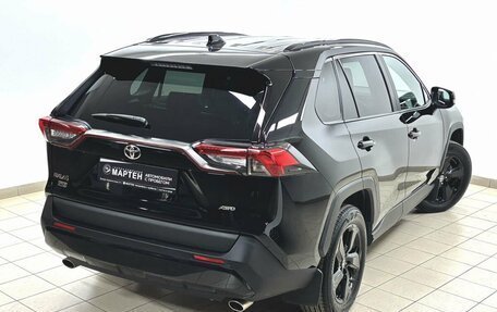 Toyota RAV4, 2021 год, 3 598 000 рублей, 9 фотография