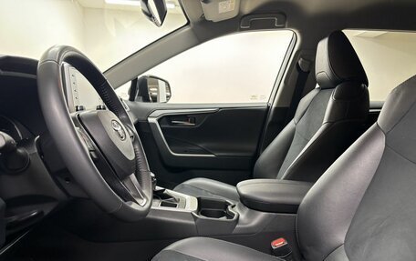 Toyota RAV4, 2021 год, 3 598 000 рублей, 11 фотография