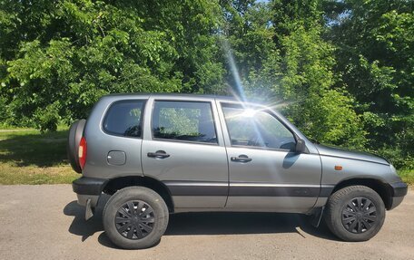Chevrolet Niva I рестайлинг, 2006 год, 390 000 рублей, 2 фотография