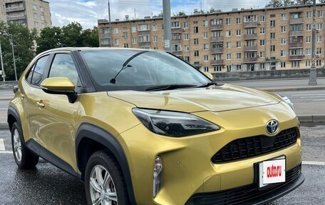 Toyota Yaris Cross, 2020 год, 1 650 000 рублей, 3 фотография