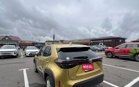 Toyota Yaris Cross, 2020 год, 1 650 000 рублей, 6 фотография