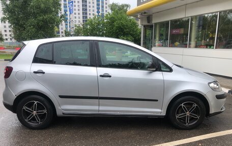 Volkswagen Golf Plus I, 2008 год, 614 000 рублей, 2 фотография