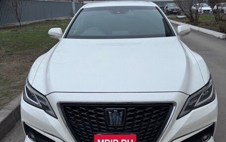 Toyota Crown, 2019 год, 3 400 000 рублей, 18 фотография
