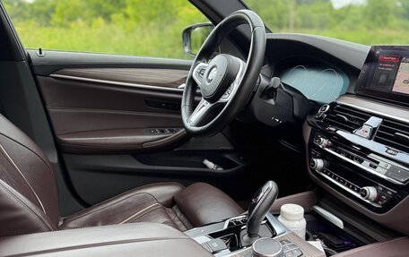 BMW 5 серия, 2018 год, 4 300 000 рублей, 18 фотография