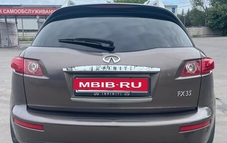 Infiniti FX I, 2004 год, 950 000 рублей, 8 фотография