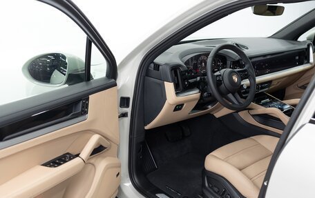 Porsche Cayenne III, 2025 год, 16 390 000 рублей, 7 фотография