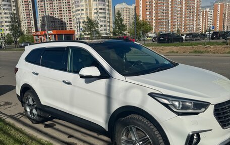 Hyundai Santa Fe III рестайлинг, 2018 год, 2 950 000 рублей, 2 фотография